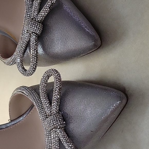 Silver Slippers - Picture 4 of 12